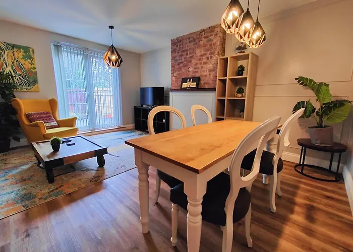 Lovely House In Great Location * Mánchester