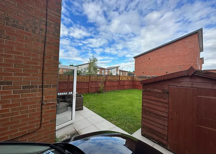 3br-sleeps 6 -walk To Etihad & Ao Arena Сasa de vacaciones *