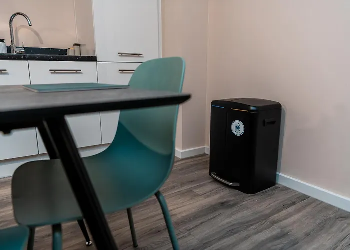 Entire 2 Bedroom And 2 Bathroom In -free Underground Parking Apartmán Manchester