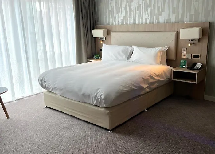 - Centre By Ihg Hotel Manchester