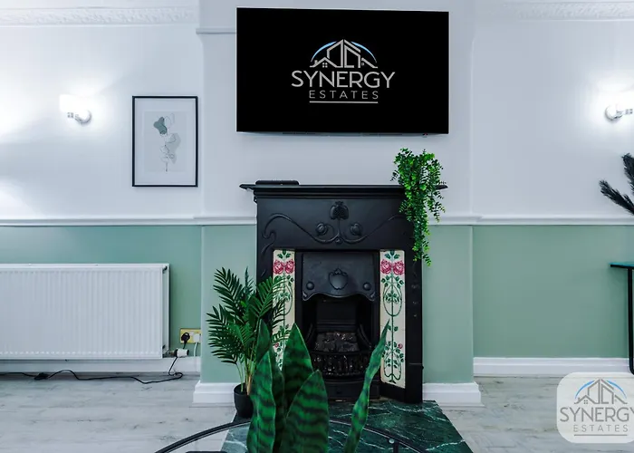 Tatil Evi Jade House, - By Synergy Estates Manchester