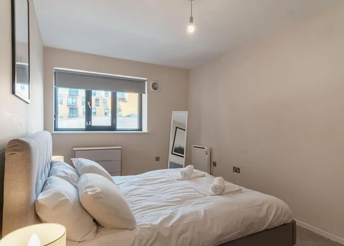 Appartement Spacious 2 Bed In Centre *