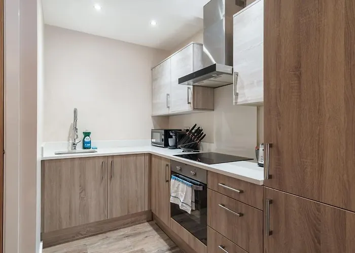 Spacious 2 Bed In Centre