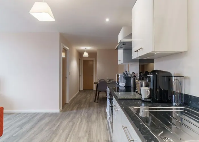 Bright 2 Bed - Sleeps 4 * Манчестер