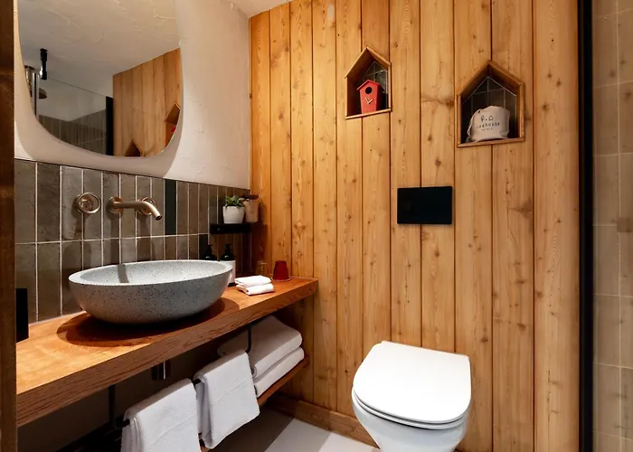 Treehouse 4* Μάντσεστερ