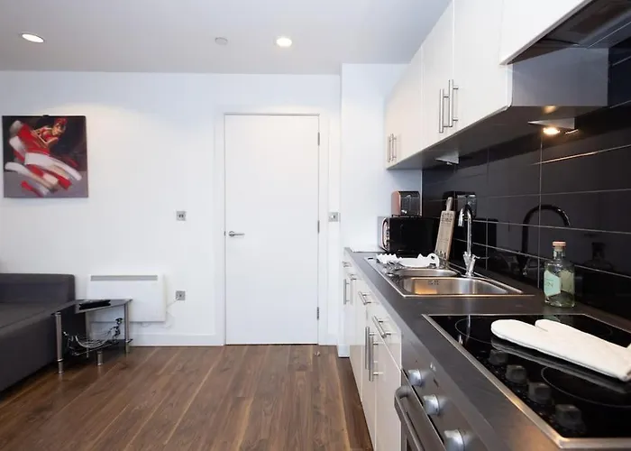 Stylish Mediacity 2bed, Sleeps 6, Amazing Views Daire