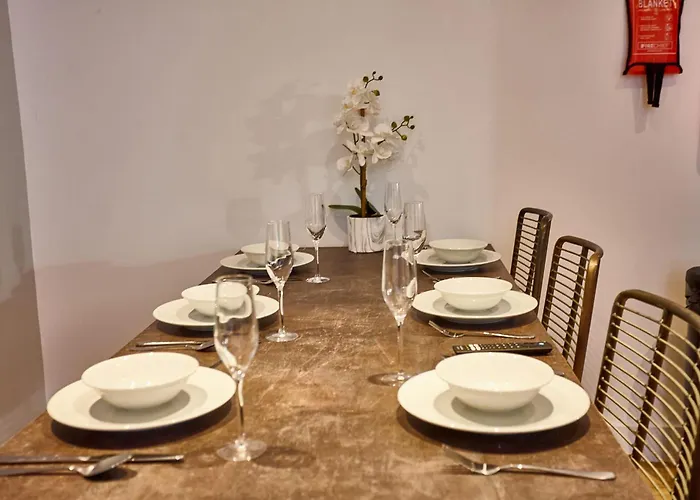 The Aquamarine 아파트