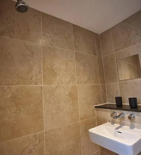 The Garnet * 曼彻斯特