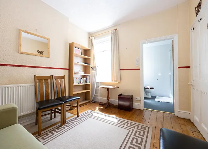 Guestready - Enchanting Life In Gorse Hill 曼彻斯特