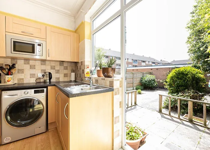 Guestready - Enchanting Life In Gorse Hill 曼彻斯特