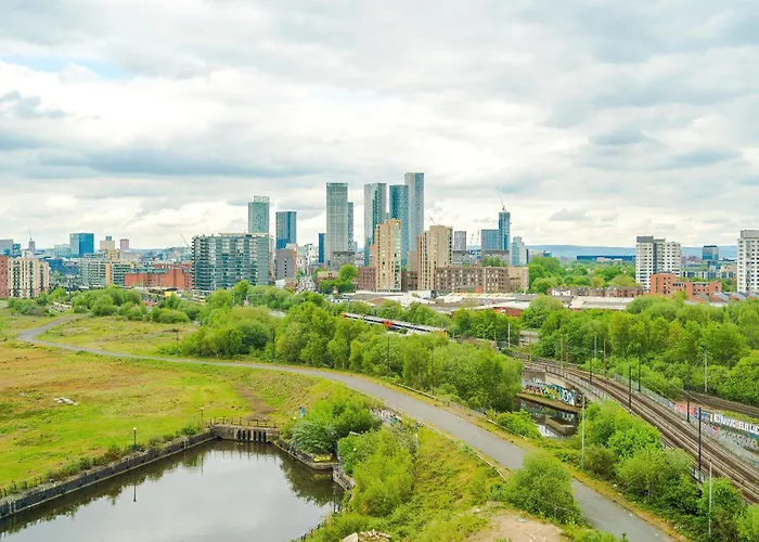 Parking - Lastmindeals - 2bed * Manchester