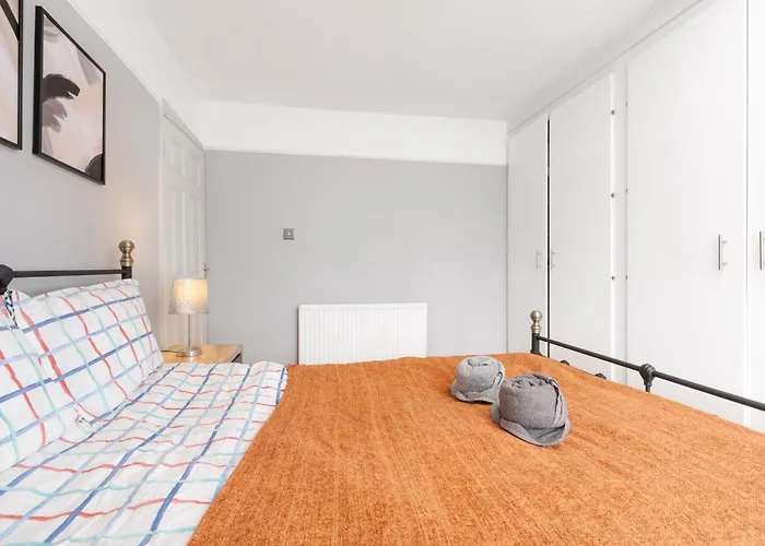 Elegant 3-bedroom Retreat Free Parking Keenzchillz * Mánchester