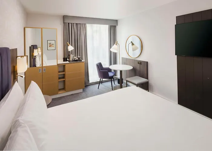 Doubletree By Hilton Piccadilly Hotel Manchester