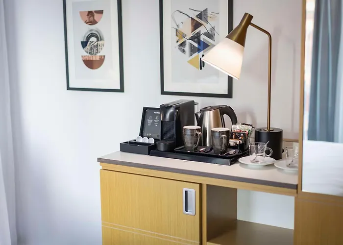 Doubletree By Hilton Piccadilly Hotel 4*