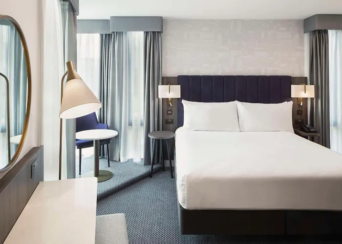 Doubletree By Hilton Piccadilly Hotel