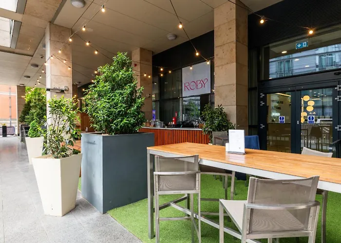 Hotel - Centre By Ihg