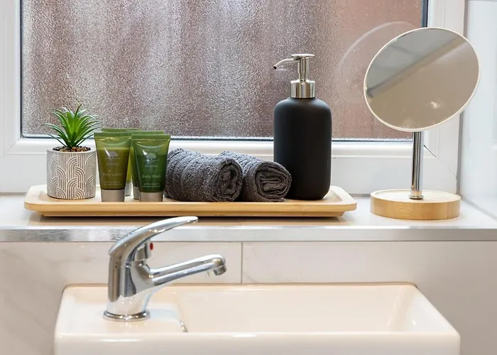 The Stanbury By Coqoon Manchester