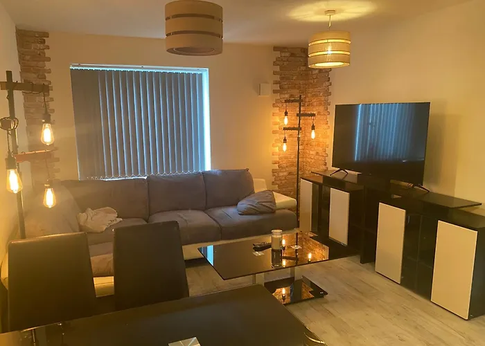 14-16 Whitworth Street