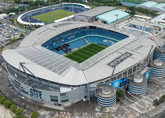 度假居 The Stadium Retreat