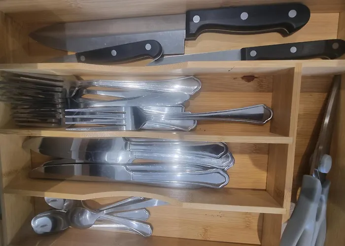 Entire 2 Bedroom And 2 Bathroom In -free Underground Parking