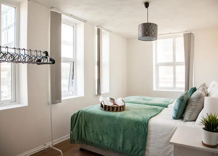 Centre Perfect Location