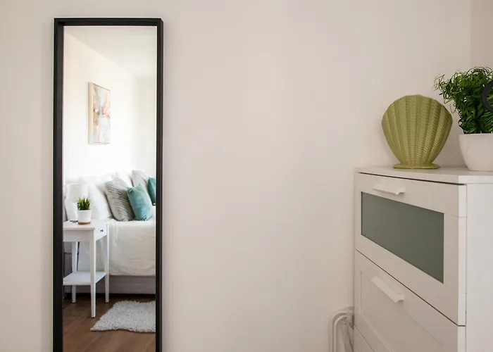 Centre Perfect Location