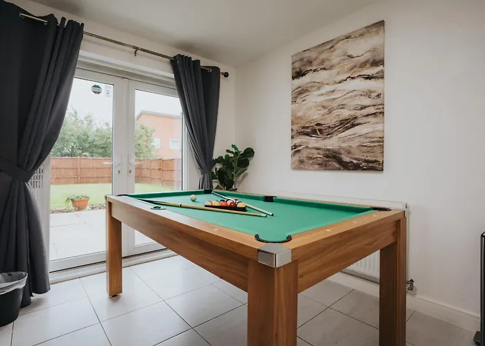 Pool Table - Coop Live Arena, Etihad & Dom wakacyjny