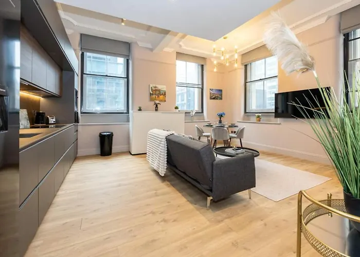 Luxury 2br Apt In City Centre