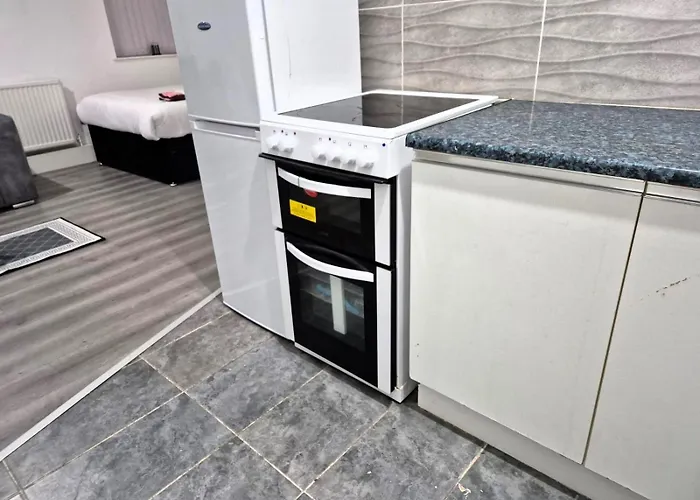 Affordably Elegant Close To Coop Live, Etihad Stadium And Centre 아파트