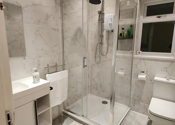 My -2 Bed House-free Parking *