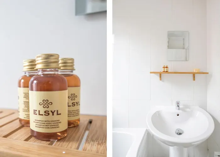 Дом отдыха 5-bedroom In Trendy Dibsbury Area With Parking