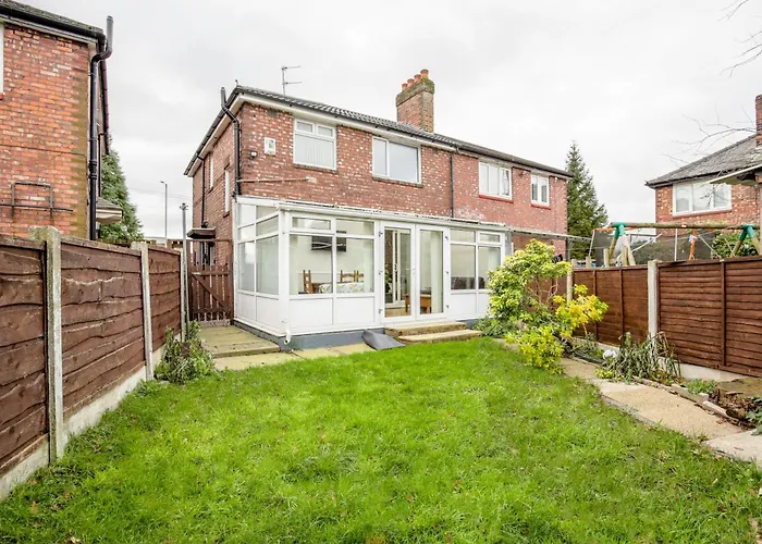 5-bedroom In Trendy Dibsbury Area With Parking *