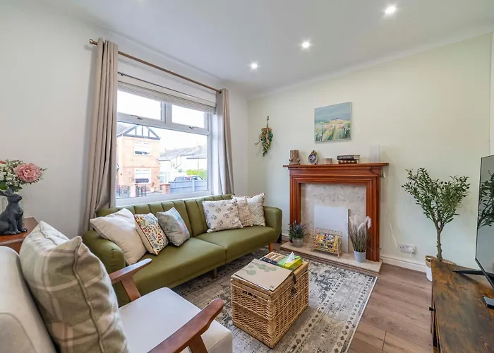 Beautiful Three Bedroom House - Escape *