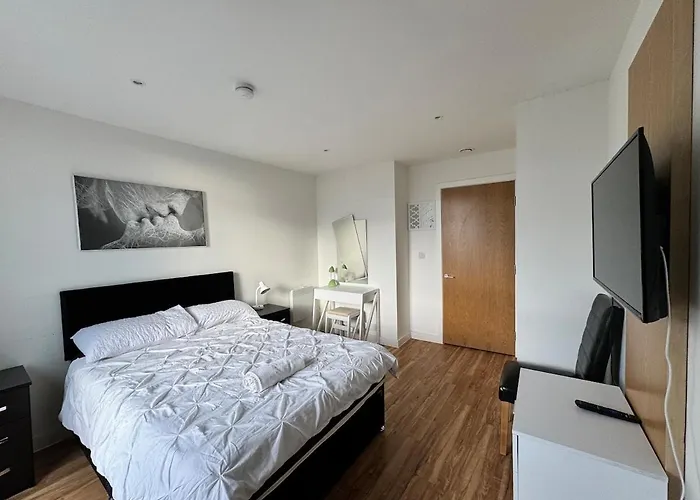 2br Waterfront Retreat Mcr Apartmán *