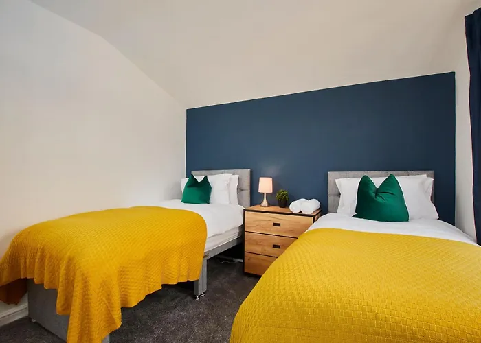 5-bed House - Perfect For Groups & Families 맨체스터