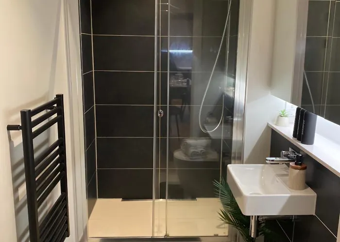 Bohemian With Terrace & Gym * Manchester