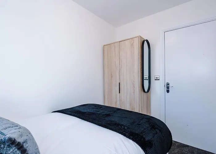 New!- Gorton Place By Greenstay Serviced - 4 Bed 3 Bath House In - Free Parking - Fast 250 Mbps Wi-fi - Ideal For Contractors, Business Travellers & Relocations - Close To Centre, Airport, Etihad Stadium - Long Wel Ferienhaus *