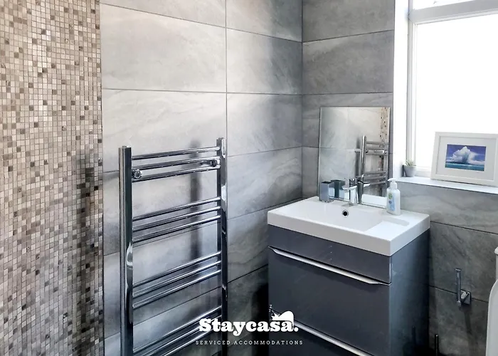 Cowesby Co-living - Private Self-cater