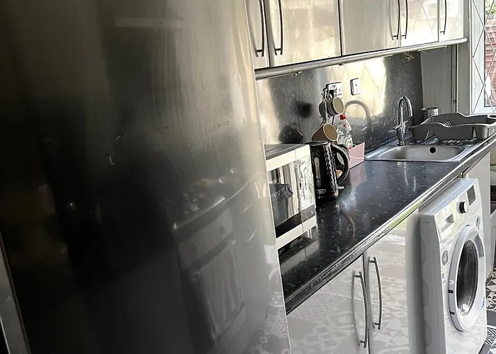 Double - Town & Nearby, 24h Bus, Airport-linked Ubytování v soukromí *