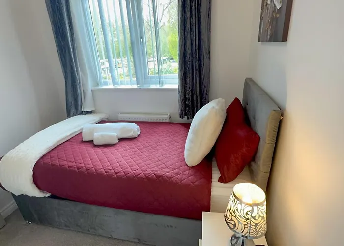 Contractor Stays, Fast Wifi, Free Parking, Work