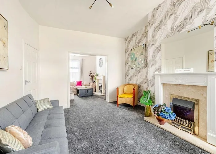 2 Min Walk Etihad Stadium & Coop Arena - 3br, Free Parking * Manchester