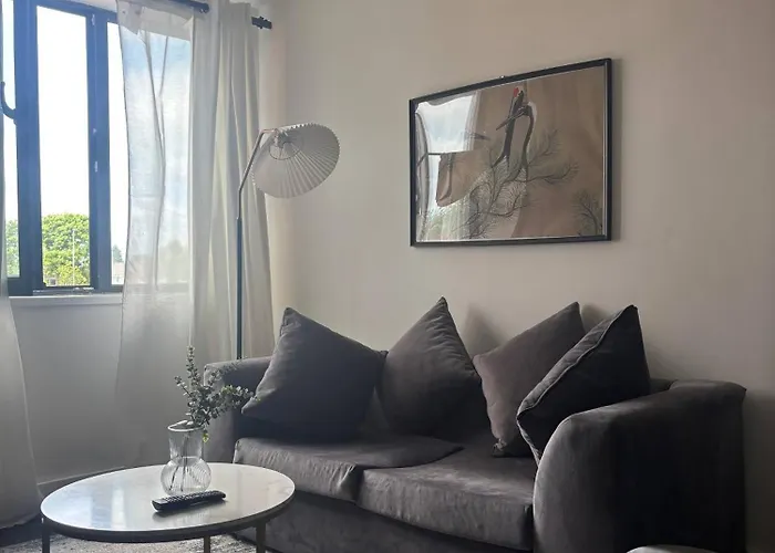 Apartament Budget Friendly Private - Free Parking *