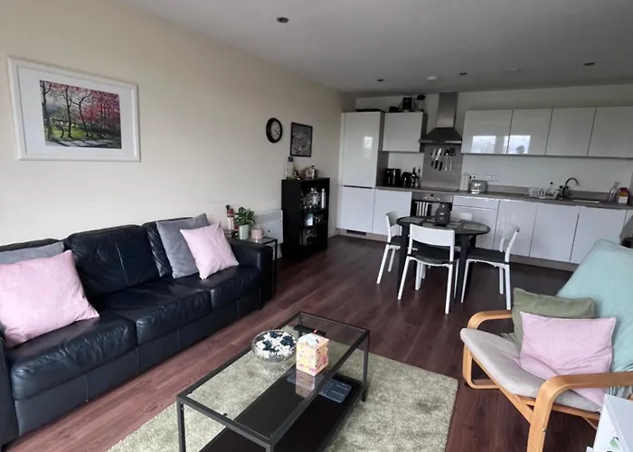 Pansiyon Double Bedroom - Private Bathroom - Centre *