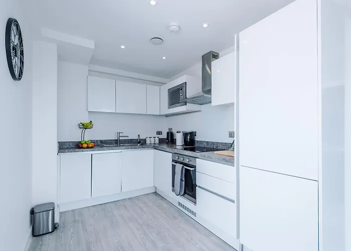 2br Flat In Salford, Modern, Centre, Wifi, Kitchen 아파트 맨체스터