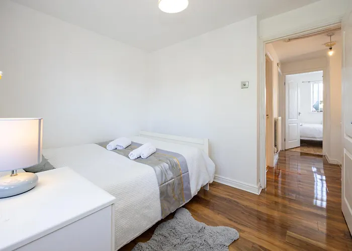 Serenity House Apartment *