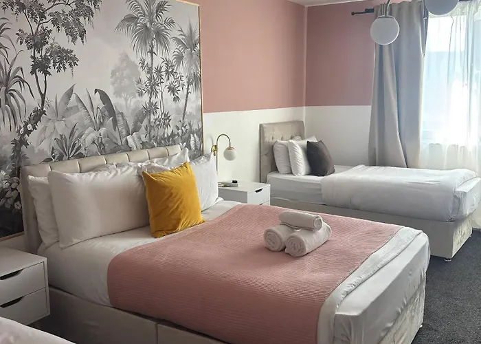 Apartament Budget Friendly Private - Free Parking