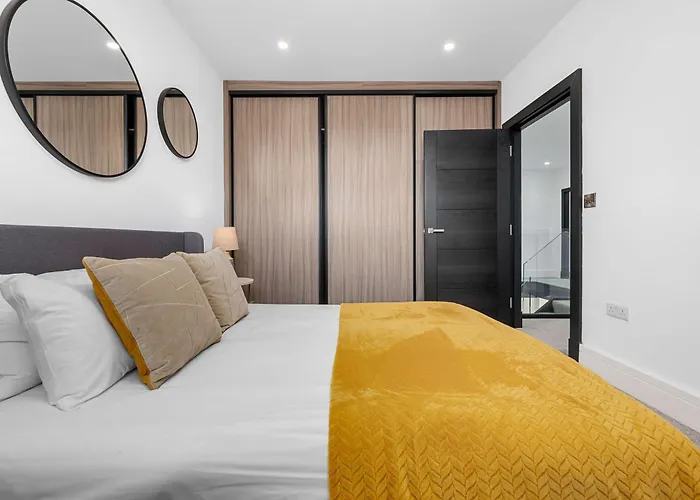 Luxury 5 Star Didsbury By Superhost بيت للعطل مانشستر