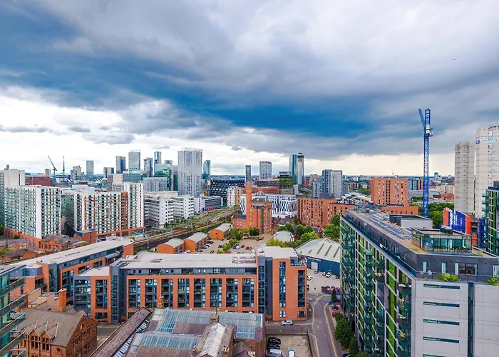 Duplex In Salford, 2br&2ba, Full Kitchen 아파트 맨체스터