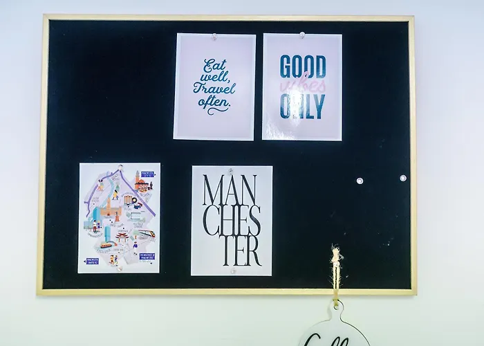 Prázdninový dům Spacious 3bed In Stretford, Sleeps 6, Parking Manchester