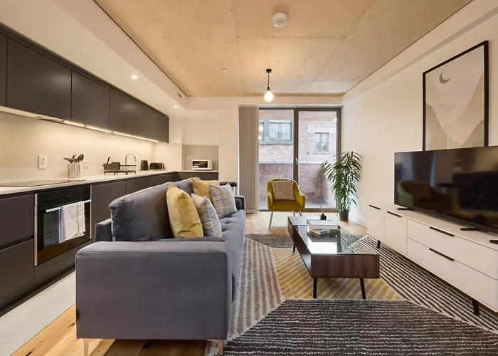 Finlays Yard By Veeve *